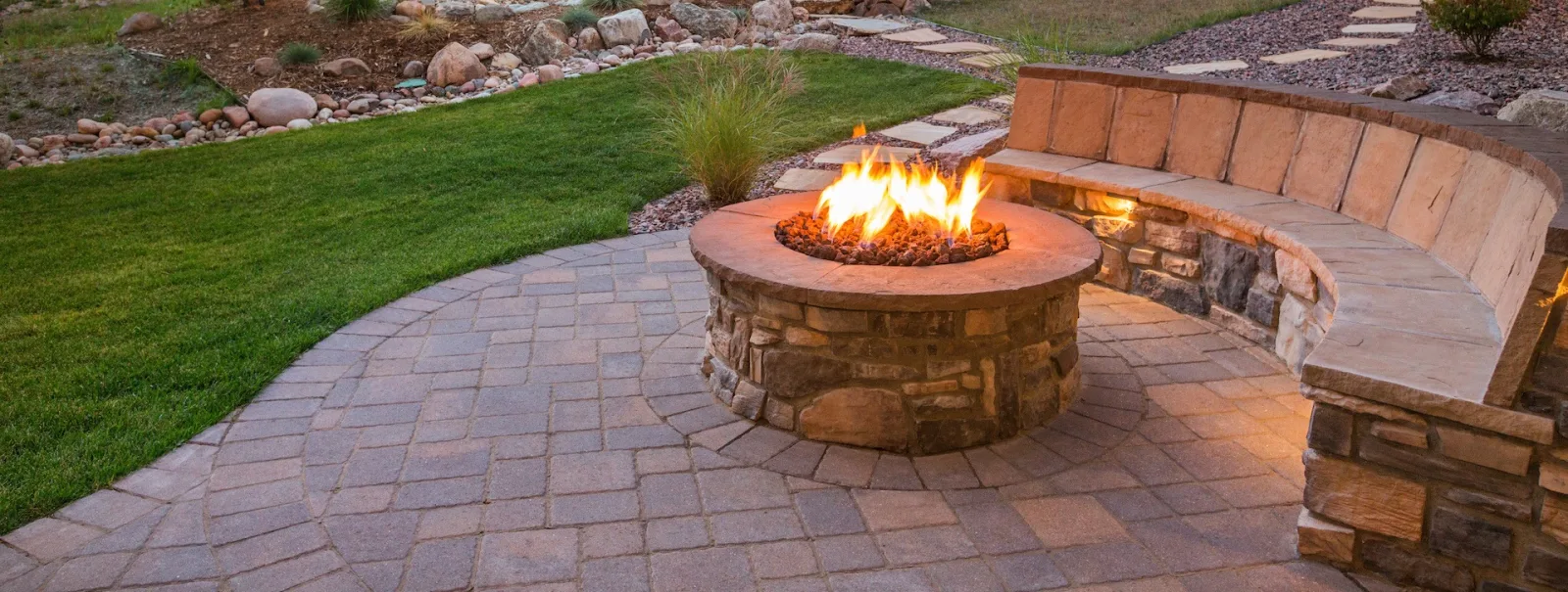 Seating Walls & Pits at Evergreen Landscape Supply, Branford CT