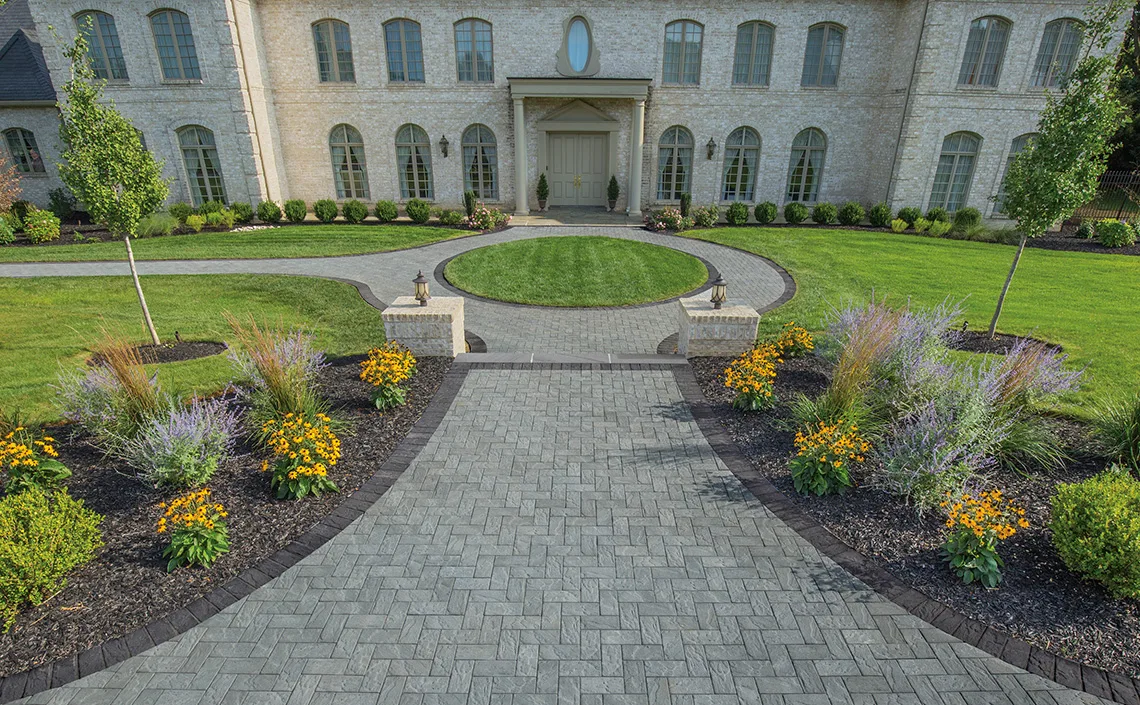 Cambridge Ledgestone 4 1/2 x 9 paver in Branford, CT