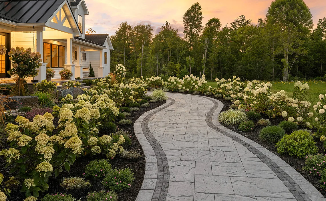 Cambridge Ledgestone XL paver patio in Branford, CT