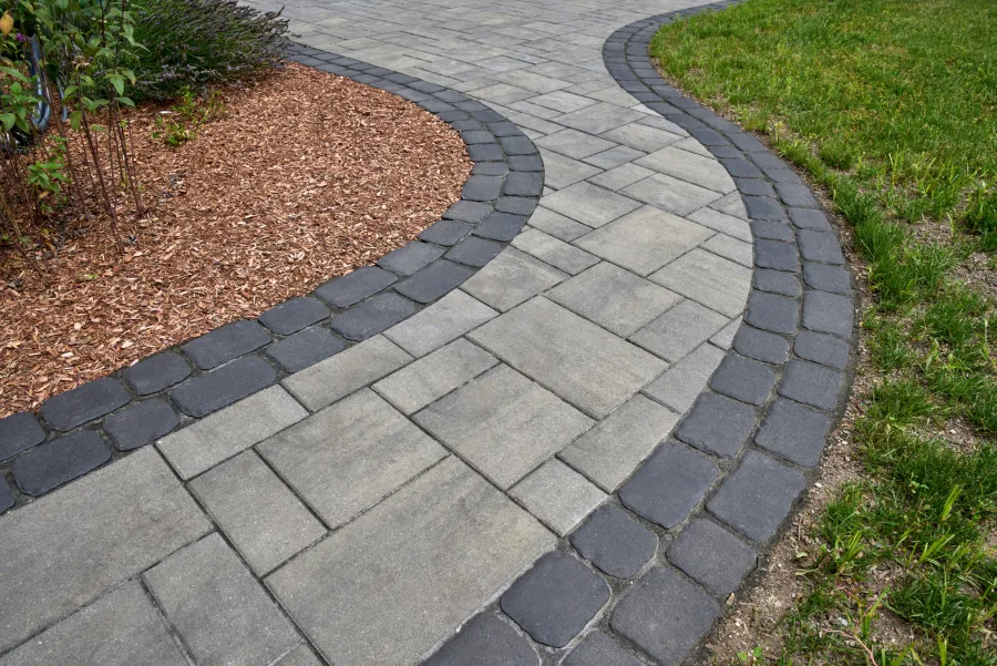 Ideal Portsmouth Cobble cobblestone-look paver driveway in Branford, CT